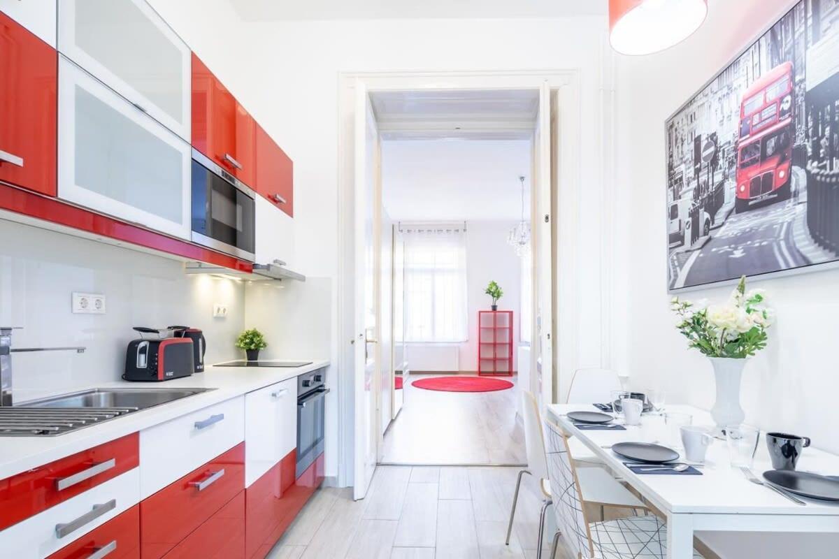 Super Central Convenient Apartment Budapesta Exterior foto