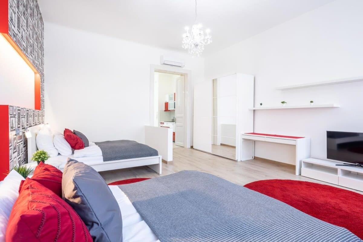 Super Central Convenient Apartment Budapesta Exterior foto